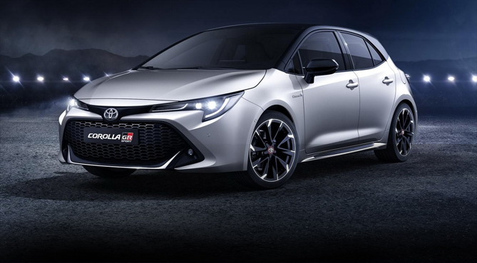 The Toyota Corolla is one of the best options for car rentals for several reasons. It is comfortable, economical, and reliable, making it suitable for various needs. Here are some of the features that make the Toyota Corolla an ideal rental choice: